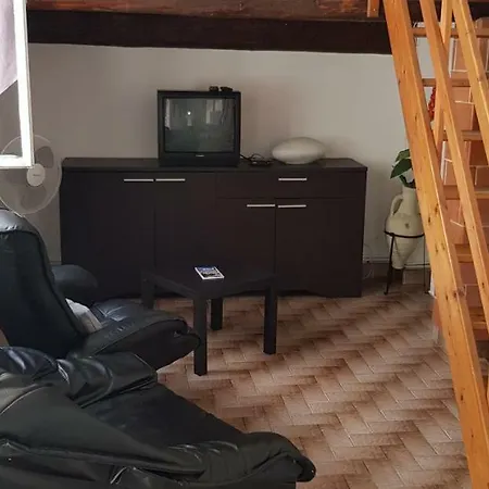 Διαμέρισμα Studio Mezzanine Centre Νιμ